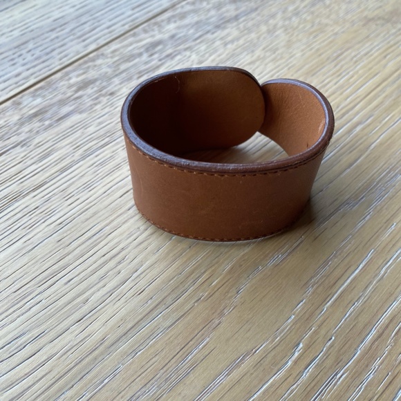 Ralph Lauren Collection Leather Cuff - Picture 3 of 8